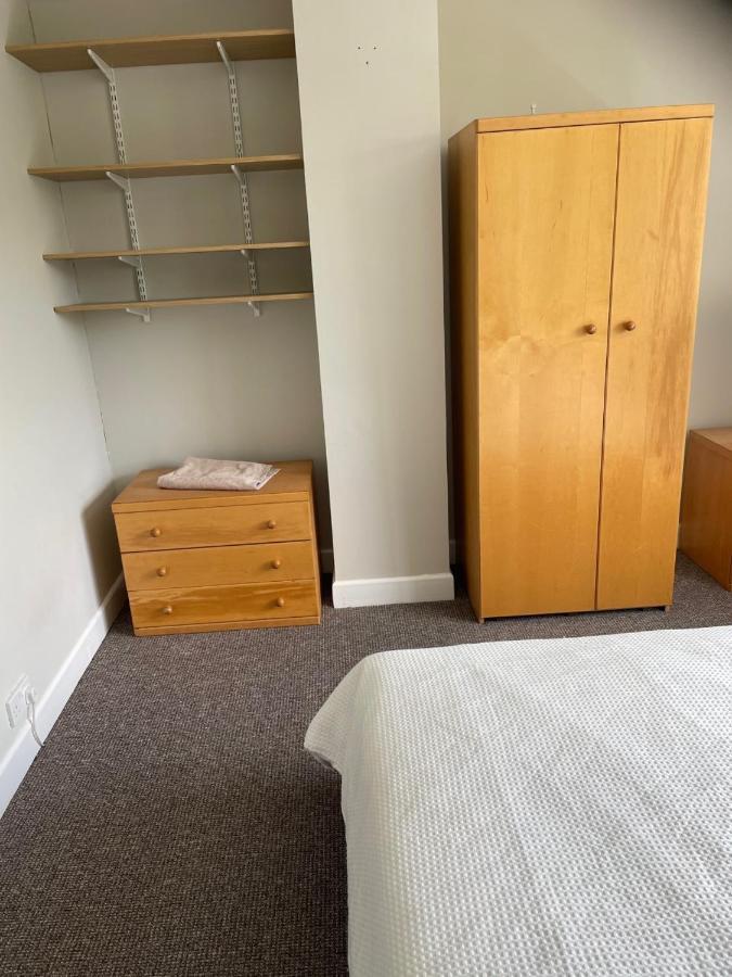 5 Bed House, 32 Tutbury Avenue, Cannon Park, Coventry, Cv4 7Bj Βίλα Εξωτερικό φωτογραφία