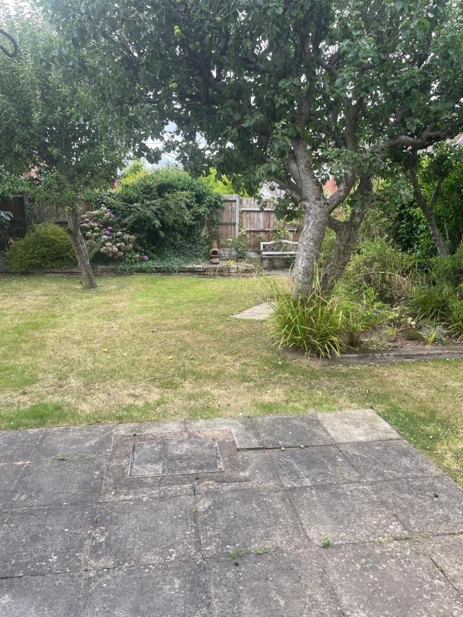 5 Bed House, 32 Tutbury Avenue, Cannon Park, Coventry, Cv4 7Bj Βίλα Εξωτερικό φωτογραφία